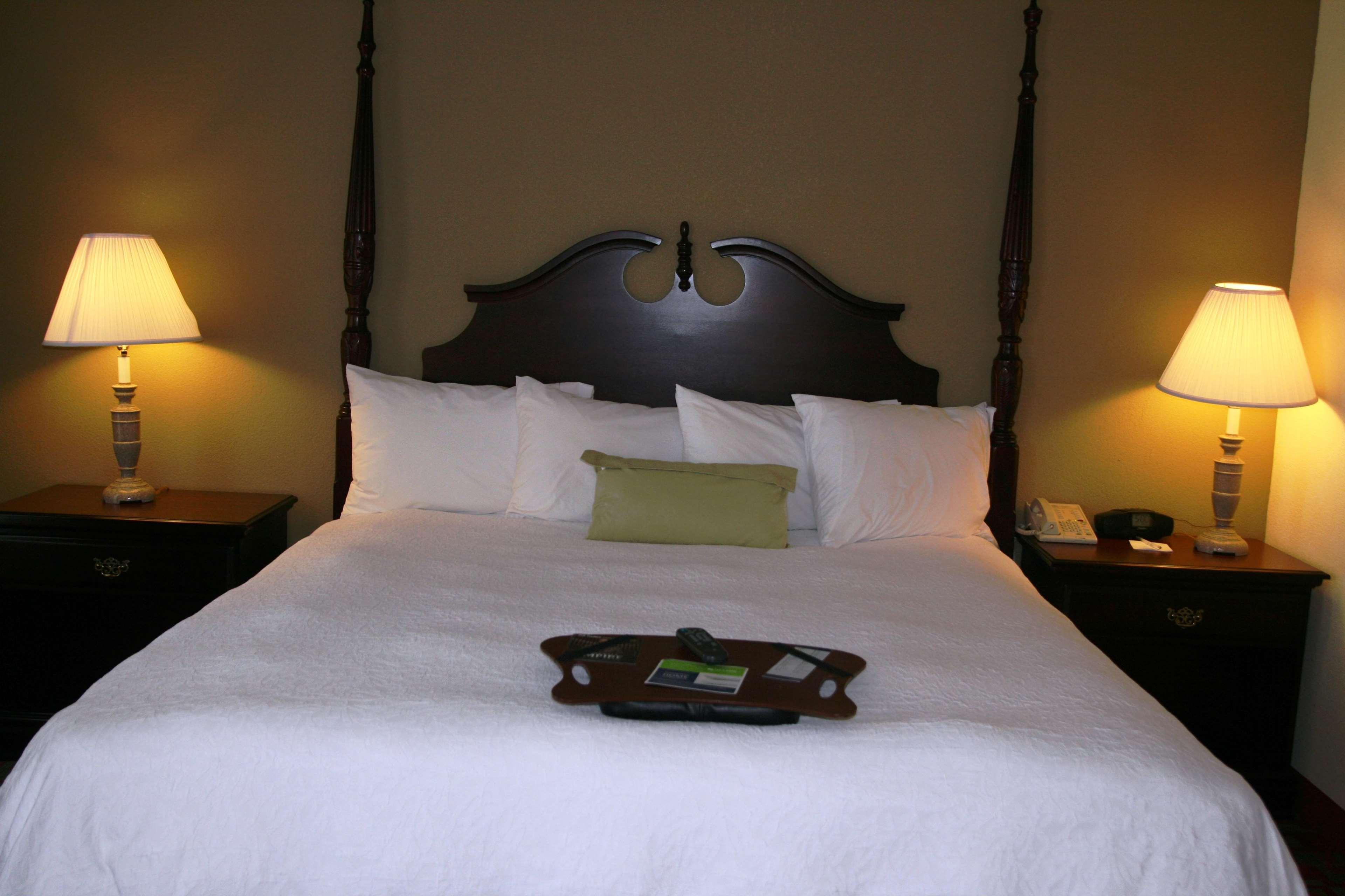 Hampton Inn Canton Room photo