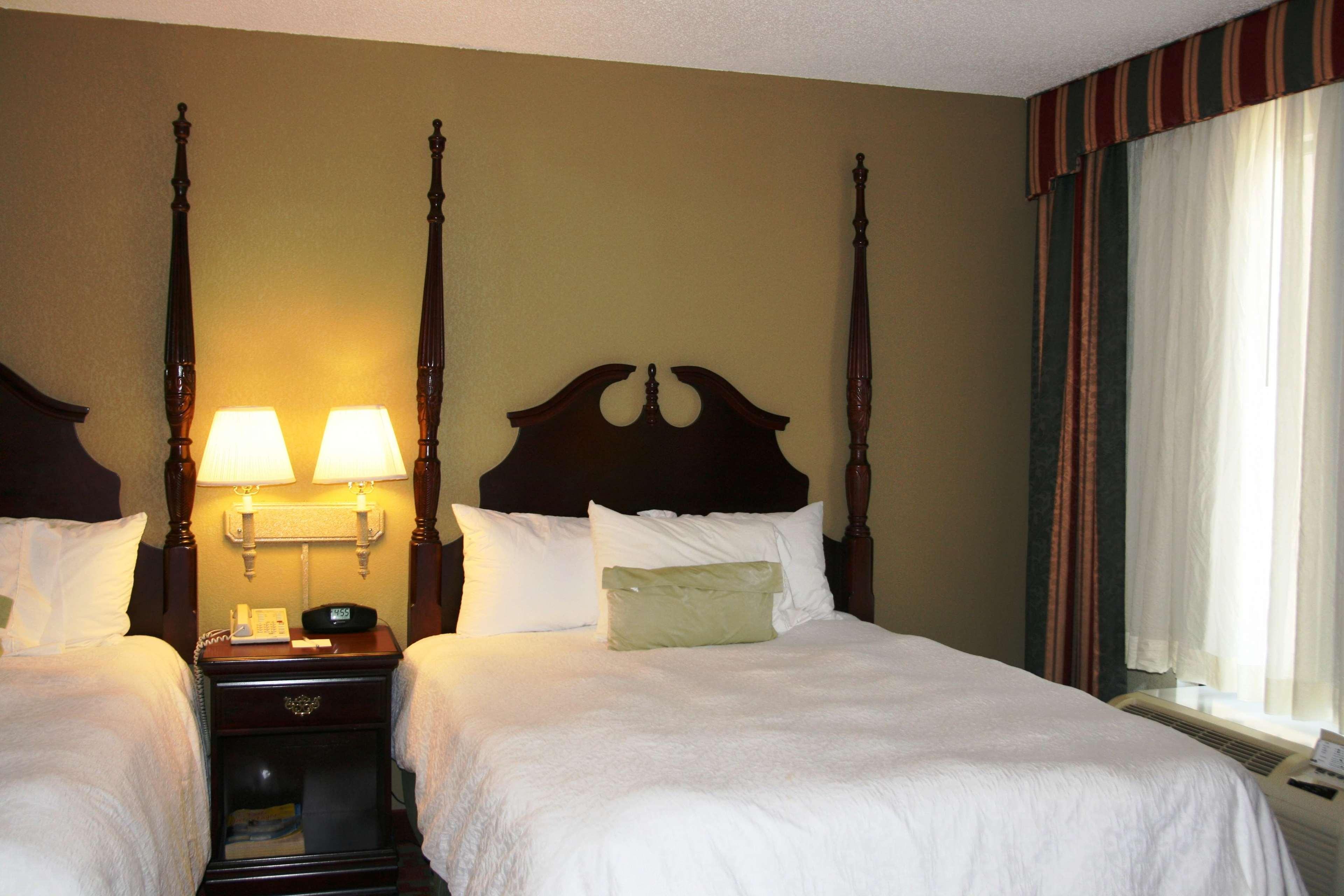Hampton Inn Canton Room photo