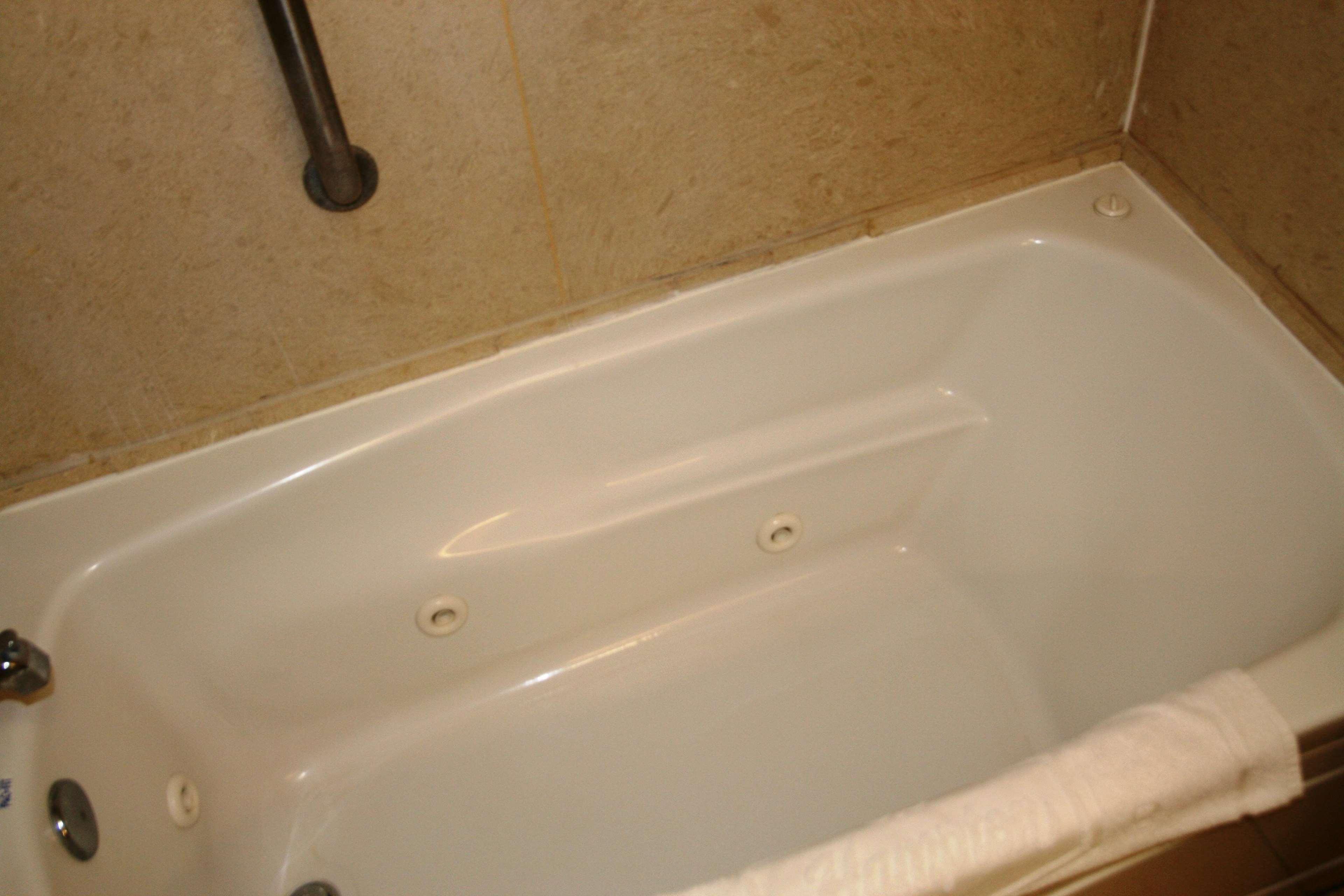 Hampton Inn Canton Room photo