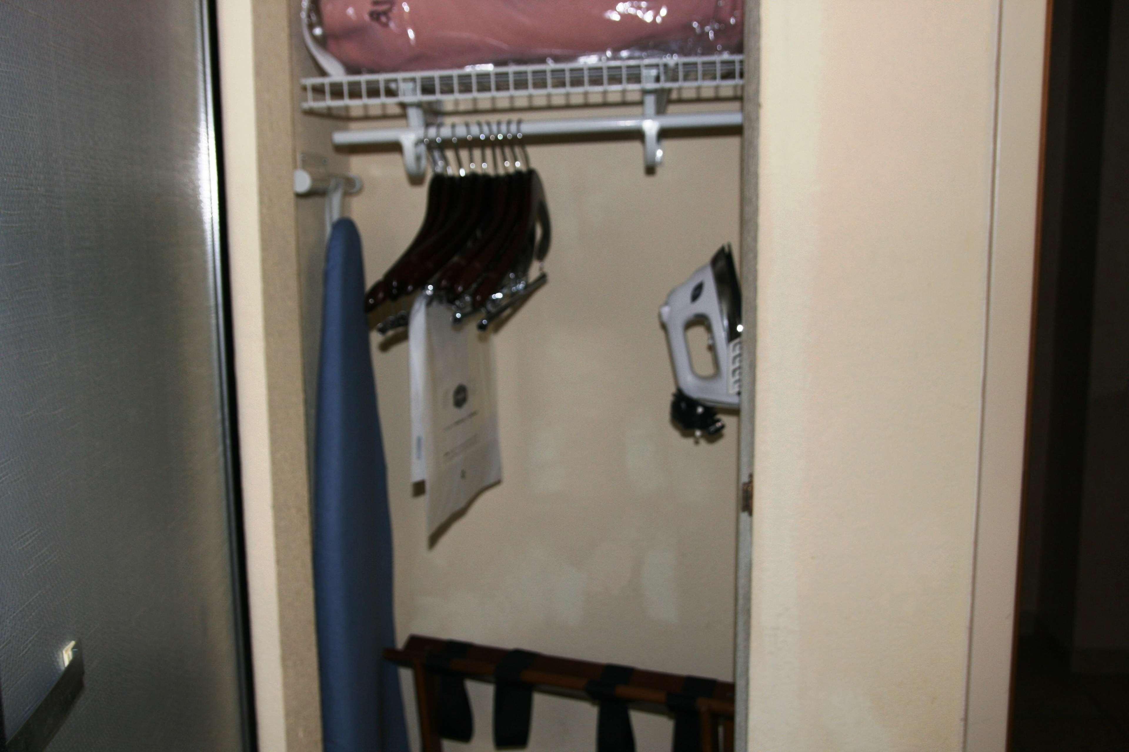 Hampton Inn Canton Room photo