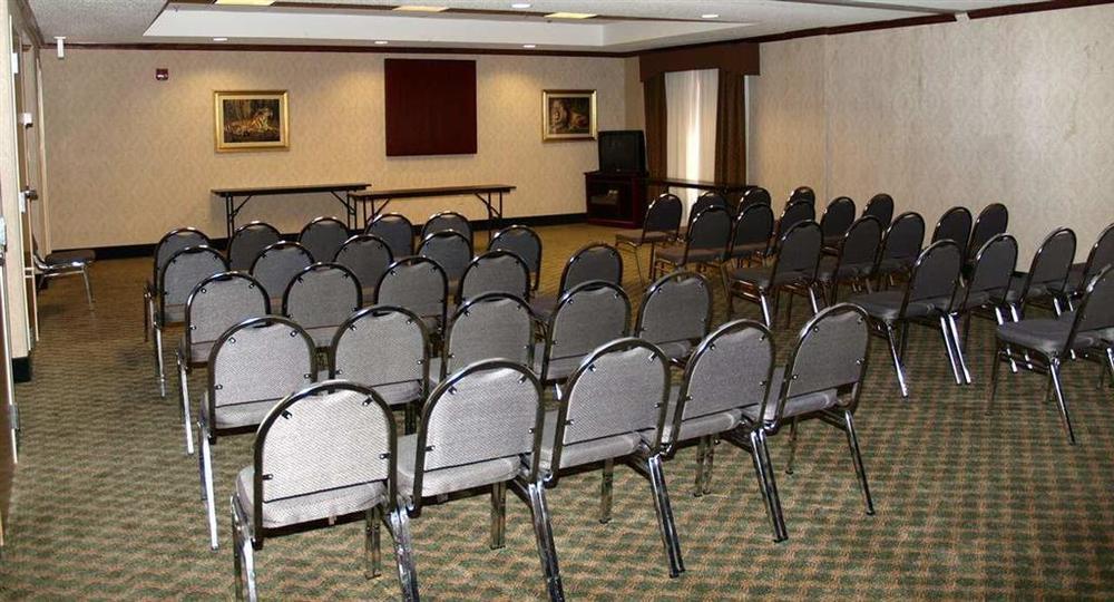 Hampton Inn Canton Facilities photo